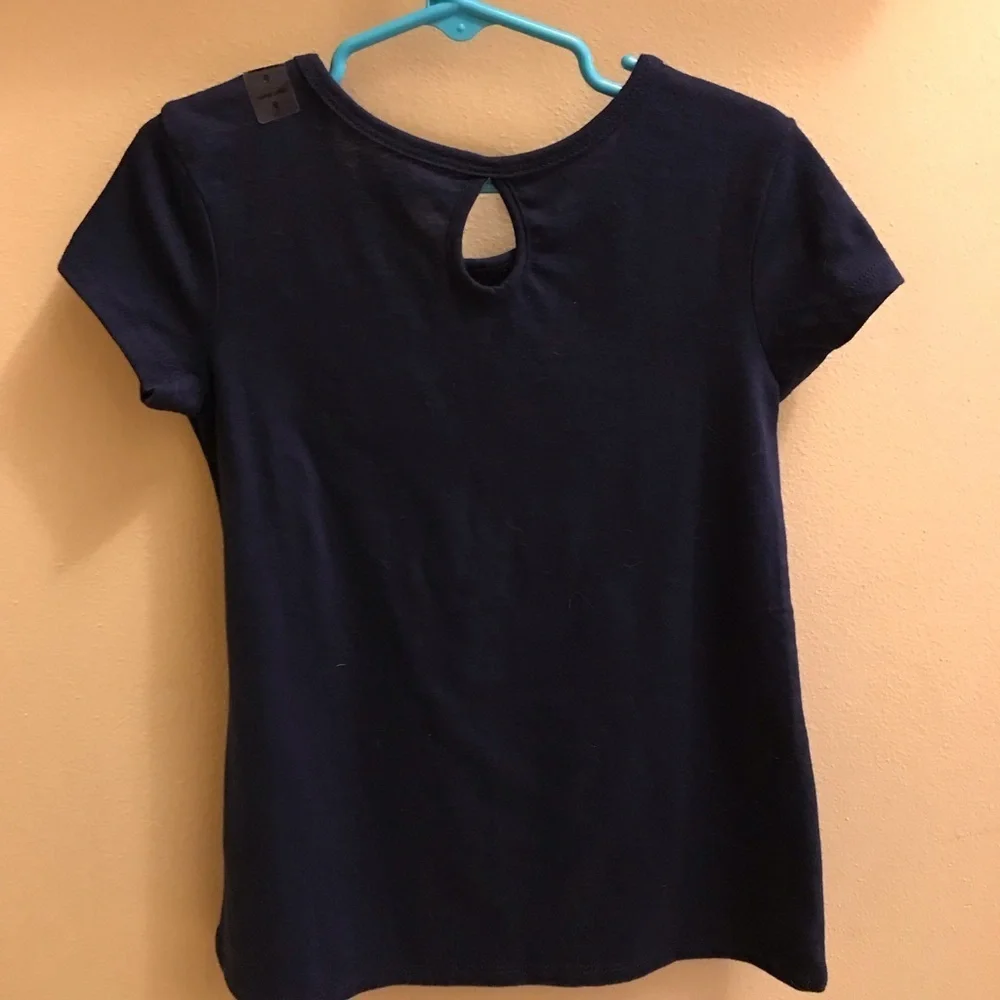 Justice girl’s blue t-shirt size 6.